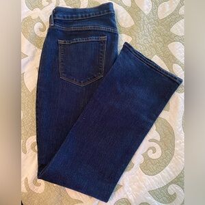Old Navy curvy profile jeans in a 14 Short LNC